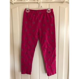 Girls polka dot leggings.
